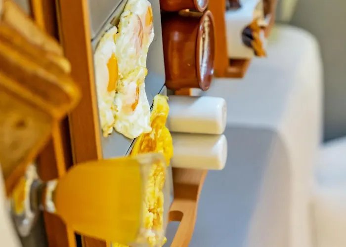 Central Fira Suites